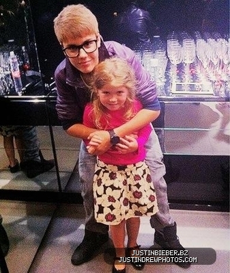 normal_justinbieberfashionnightout34