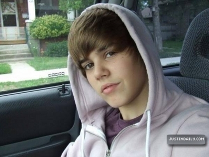 normal_Justin-justin-bieber-8030499-600-450
