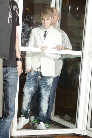 tumblr_lm4gv6o0aQ1qim9cho1_500