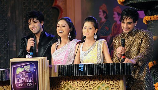 SOME16 - PARUL CHAUHAN SARA KHAN ANGAD HASIJA AND KINSHUK MAHAJAN