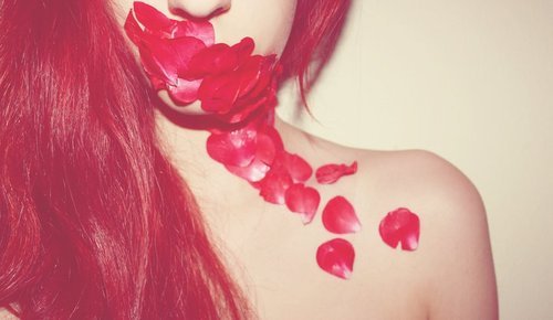 254588_136348866442571_100002023756634_272472_6624300_n_large - JuSt_A_GiRl