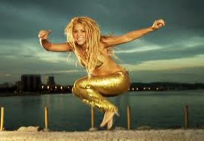 imagesCAB3A58E - shakira