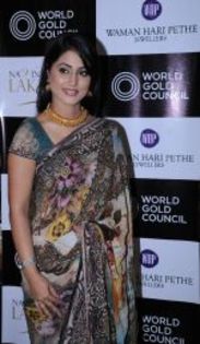 thumb_Hina Khan at World Gold Council Event on 20th Oct 2011 (4) - Akshara