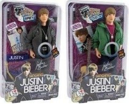 Colectie-de-papusi-Justin-Bieber--poze-