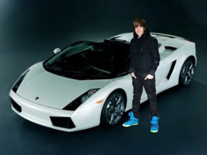 Copie a 1FF729C2ABE0C9BD97F531E8121ED - justin bieber