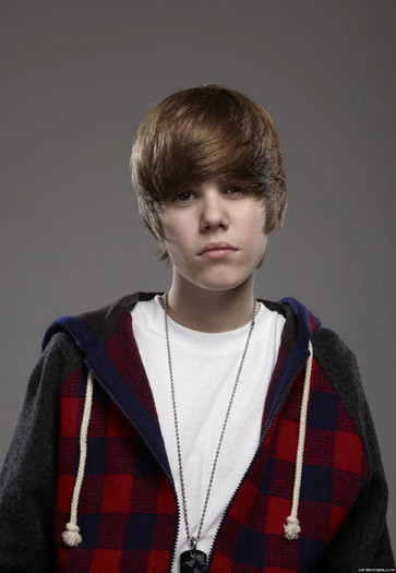 justinbieber_EMEDEIA2Q