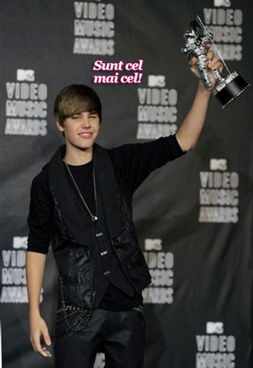 justinbiebermtv-topper-091210-12-top