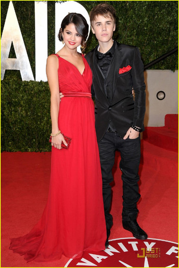 selena&justin%201 - justin bieber