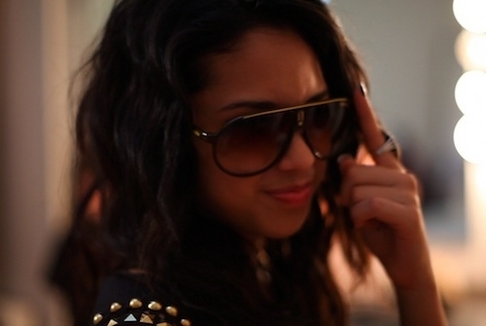 123265979 - Jasmine V