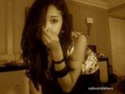 th_5191724614_1eb705e7cf_z