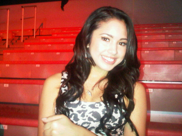 u2jkjw - Jasmine V 1