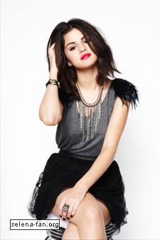 018 - selena gomez