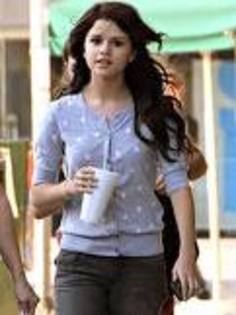 imagesCAK35GTD - selena gomez