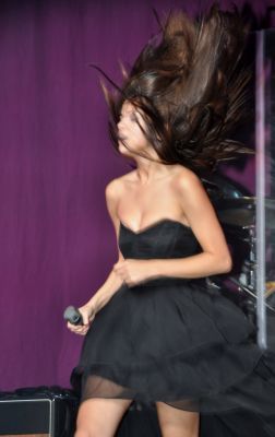 yuyujyj - selena gomez