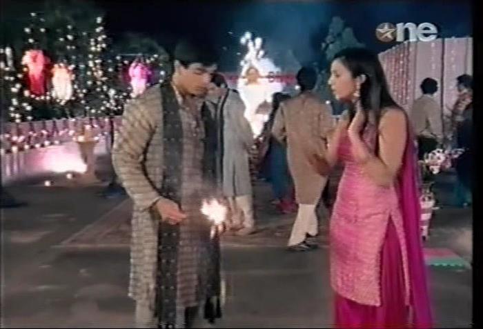 1 (107) - DILL MILL GAYYE KaSh As AR Diwali Caps