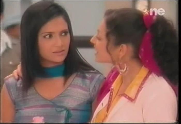 1 (21) - DILL MILL GAYYE KaSh As AR Leg Holding II Scene Caps