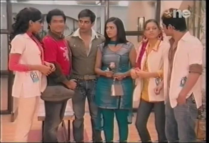 1 (60) - DILL MILL GAYYE KaSh As AR Leg Holding II Scene Caps