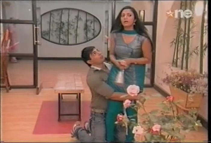 1 (83) - DILL MILL GAYYE KaSh As AR Leg Holding II Scene Caps