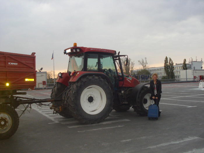 SI TRACTOR:))