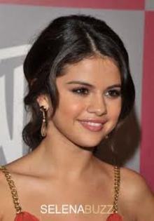 imagesCA1D6RDM - selena gomez