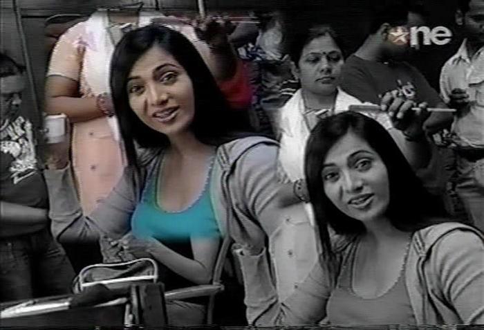 1 - DILL MII GAYYE KaSh Random Caps