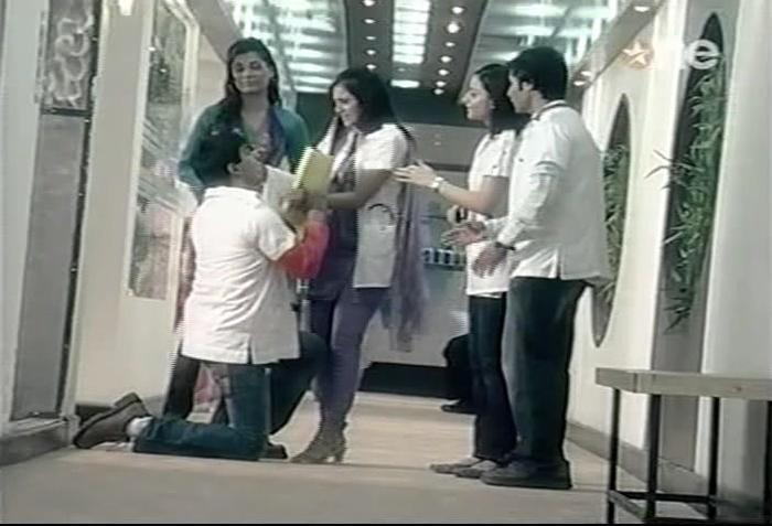 1 (154) - DILL MII GAYYE KaSh Random Caps