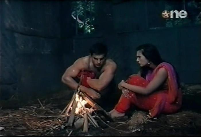 1 (174) - DILL MII GAYYE KaSh Random Caps