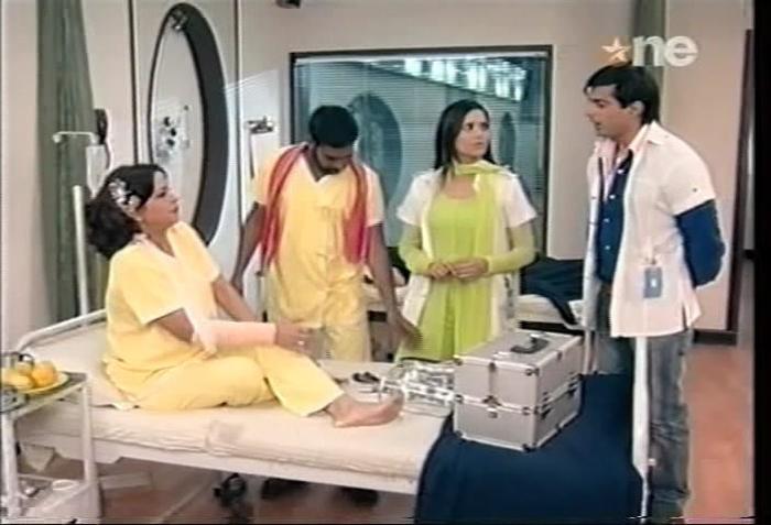 1 (203) - DILL MII GAYYE KaSh Random Caps