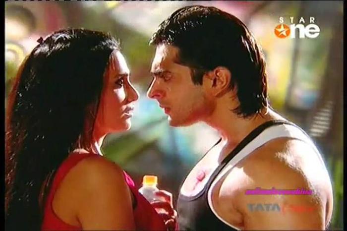 1 (11) - DILL MILL GAYYE KaSh As ArSh Falling In Love Promo Caps