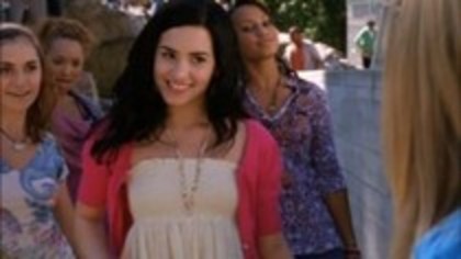 32423887_LFNOPEIYE - camp rock