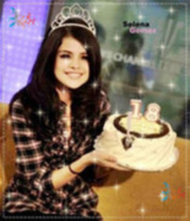 44406956 - My princes Selly