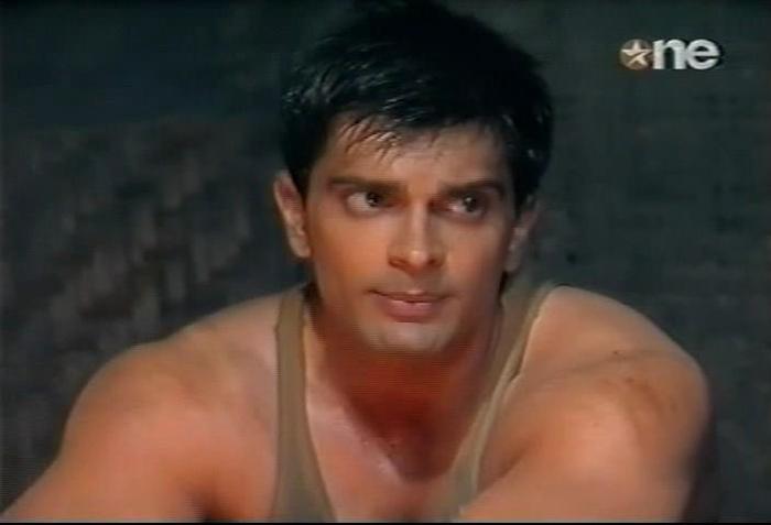 1 (7) - DILL MILL GAYYE KaSh As AR Jungle Staring Caps