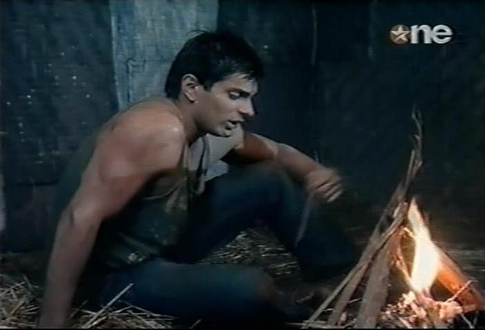 1 (58) - DILL MILL GAYYE KaSh As AR Jungle Staring Caps
