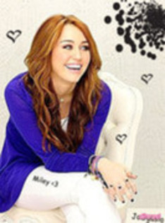 34683862_WWPZNRREP - miley-cyrus 1