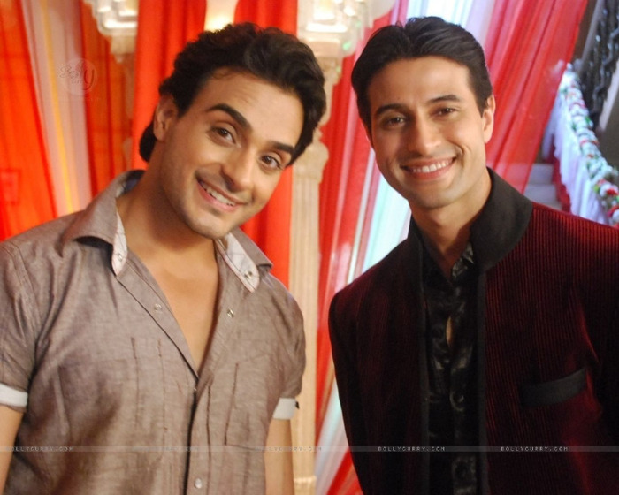 90084-aalekh-with-anmol-in-tv-show-bidaai - APURVA AGNIHOTRI