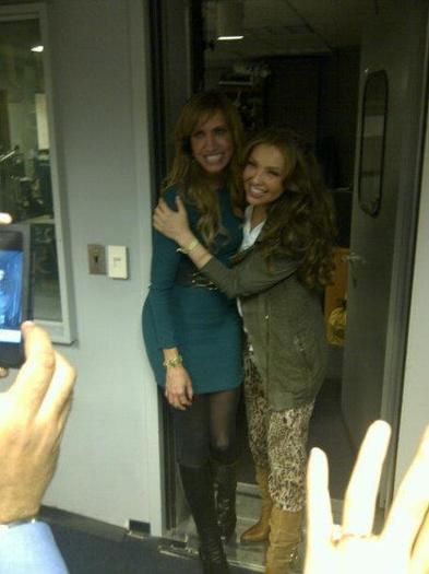 Thalia y Lili - Thalia si Lili Estefan