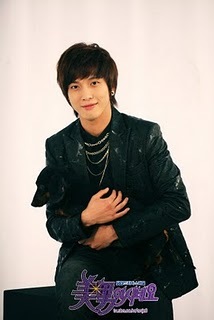 Jung Yong Hwa1 - Kang Shin Woo