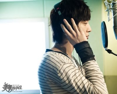 jung-yong-hwa-1