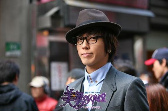 -Jung-Yong-Hwa-jung-yong-hwa-18941443-571-378