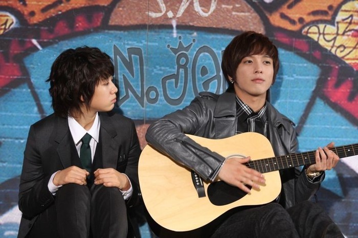 -Jung-Yong-Hwa-jung-yong-hwa-19059869-800-533 - Kang Shin Woo