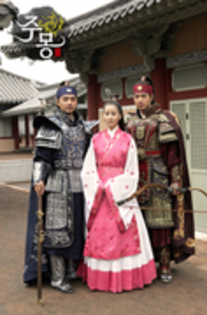 42238700_GODFXXQUG - Legendele palatului printul Jumong