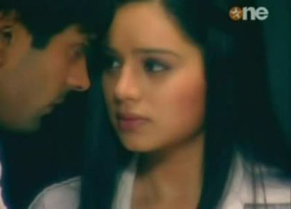 DilMilGaye2ndDecXvidHQDesi9_chun-2 - DILL MILL GAYYE kasu caps