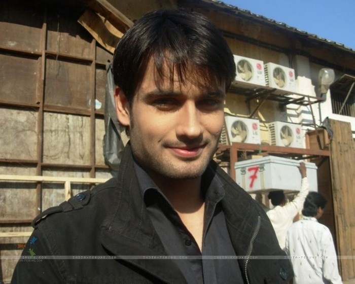 152984-vivian-dsena-on-the-sets-of-pyaar-kii-ye-ek-kahaani