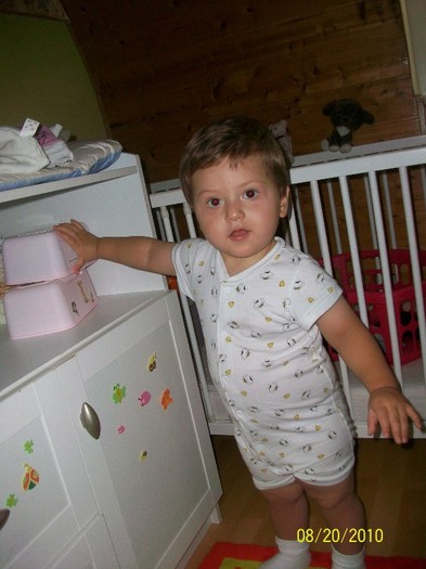 280111_168905019845416_100001777578534_383494_6338774_o