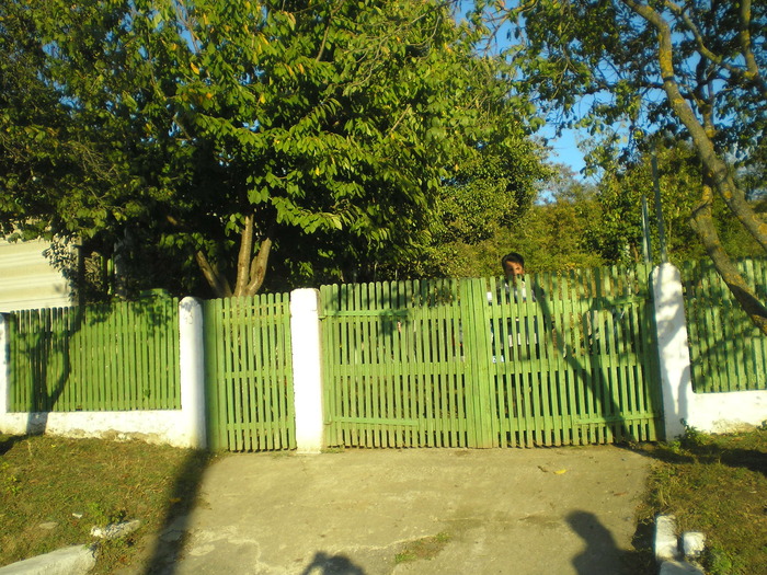 P1010280; Si am ajuns acasa.
       LA  REVEDERE !
