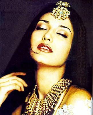 Sonali_Bendre_1256617548_1