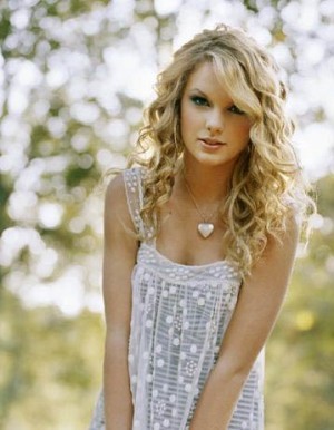 taylor3-300x386