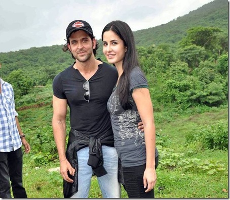 katrina-kaif-hrithik-roshan-bike-ride_017%255B2%255D - HRITHIK AND KATRINA