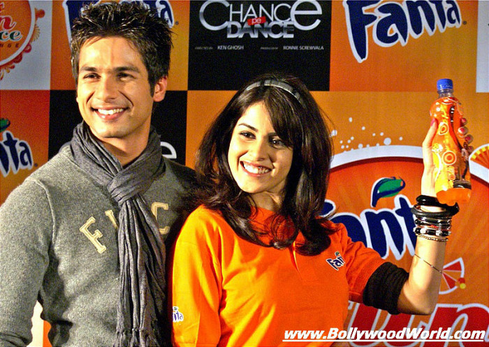 genelia-and-shahid-fanta-1 - SHAHID SI GENELIA