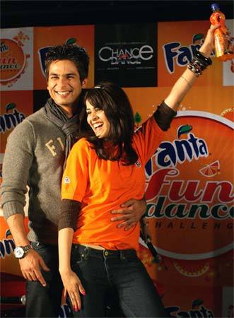 photo-of-the-day-17 - SHAHID SI GENELIA